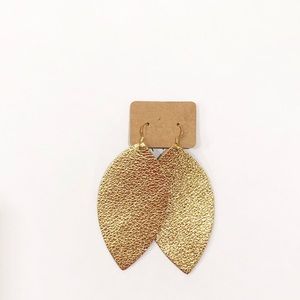 Leather Earrings Classic Gold